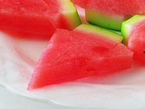 怀孕期间可以吃杨瓜吗,杨瓜在孕期中的适宜食用与注意事项