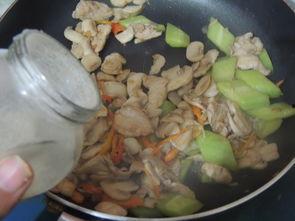 小瓜能和口蘑一起吃吗