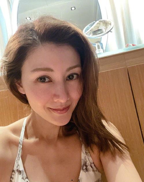 李嘉欣 吃瓜,娱乐圈“吃瓜”风云录